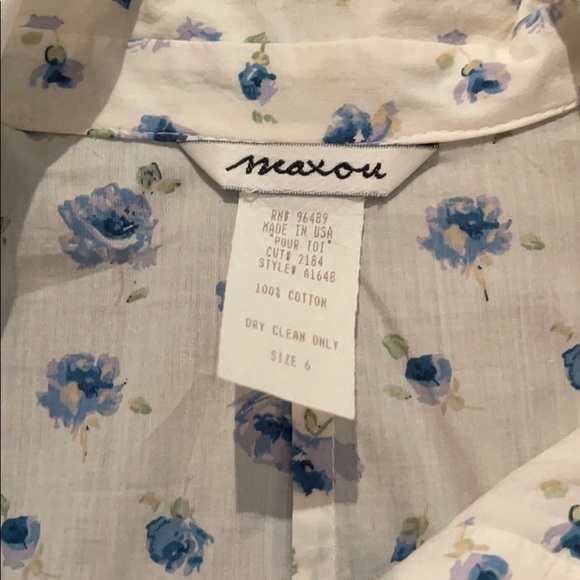 Ivory 3/4 ruffle cuff sleeve blouse - Picture 3 of 5